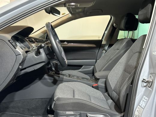 Volkswagen Passat Variant 1.5 150pk TSI Business / Parkeersensor voor en achter / Navigatiesysteem / Voorstoelen ve... ActivLease financial lease