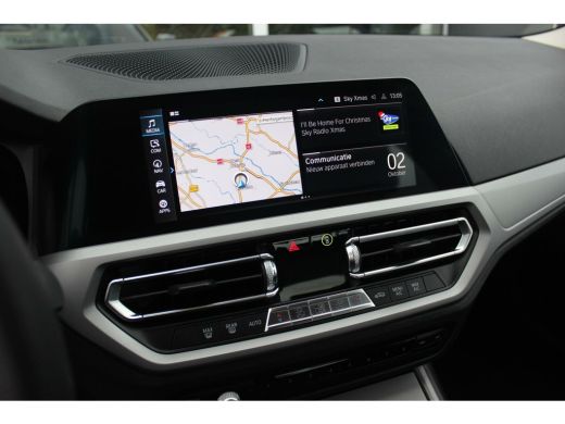 BMW 3-serie 330e G20 eDrive Edition | 1e eigenaar | NL auto | inc BTW | LED | Carplay | PDC | DAB | 17 inch | Navi | Mistlampen | BMW dealer onderhoud ➡️ ActivLease financial lease