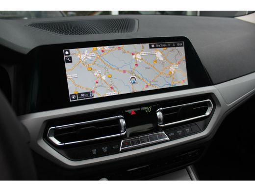 BMW 3-serie 330e G20 eDrive Edition | 1e eigenaar | NL auto | inc BTW | LED | Carplay | PDC | DAB | 17 inch | Navi | Mistlampen | BMW dealer onderhoud ➡️ ActivLease financial lease