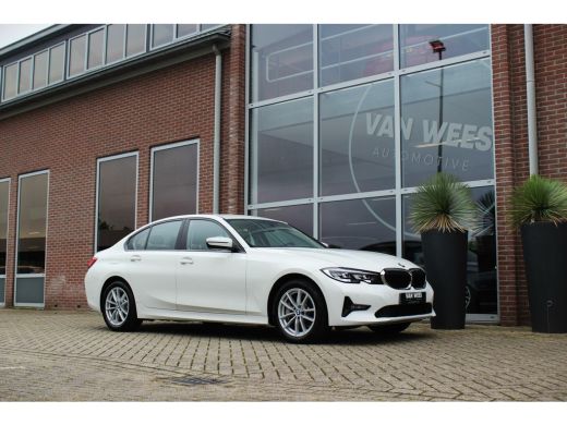 BMW 3-serie 330e G20 eDrive Edition | 1e eigenaar | NL auto | inc BTW | LED | Carplay | PDC | DAB | 17 inch | Navi | Mistlampen | BMW dealer onderhoud ➡️ ActivLease financial lease