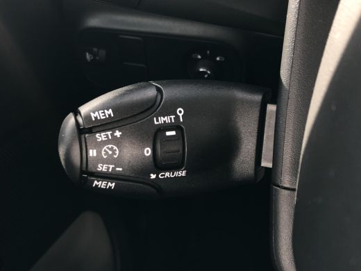 Citroën C3 1.2 PureTech Max ActivLease financial lease