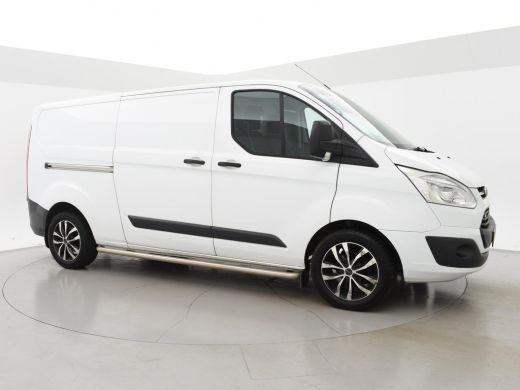 Ford Transit Custom 290 2.0 TDCI 130 PK L2H1 TREND + 2650 KG TREKHAAK / CAMERA / 17 INCH LMV ActivLease financial lease