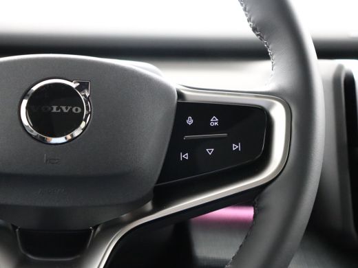 Volvo  EX30 Single Motor Extended Range Ultra 69 kWh Direct leverbaar! | Stoel en Stuurverwarming | 360 grade... ActivLease financial lease