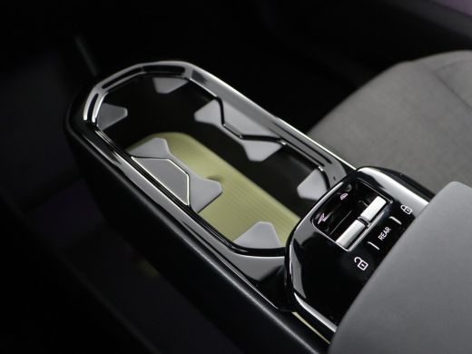Volvo  EX30 Single Motor Extended Range Ultra 69 kWh Direct leverbaar! | Stoel en Stuurverwarming | 360 grade... ActivLease financial lease