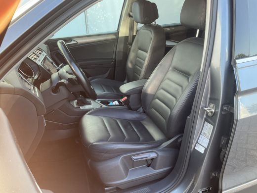 Volkswagen Tiguan Allspace 7-Pers 1.5 TSI Aut7 Trekhaak Adap.cruise Leder Elek.Klep 7-pers! ActivLease financial lease