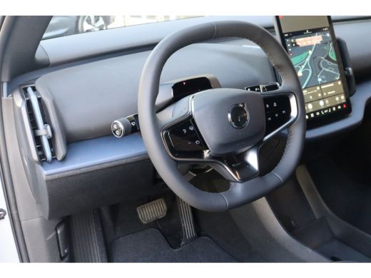 Volvo  EX30 Single Motor Extended Range Plus 69 kWh | 19" Lichtmetalen velgen | LED-verlichting | Getint glas ActivLease financial lease