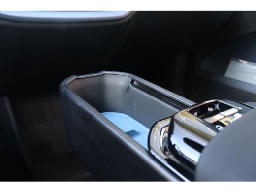 Volvo  EX30 Single Motor Extended Range Plus 69 kWh | 19" Lichtmetalen velgen | LED-verlichting | Getint glas ActivLease financial lease