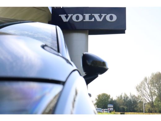 Volvo  EX30 Single Motor Extended Range Plus 69 kWh | 19" Lichtmetalen velgen | LED-verlichting | Getint glas ActivLease financial lease