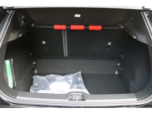Volvo  EX30 Single Motor Extended Range Ultra 69 kWh | 19" Lichtmetalen velgen | Getint glas ActivLease financial lease