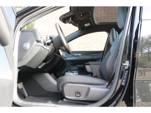 Volvo  EX30 Single Motor Extended Range Ultra 69 kWh | 19" Lichtmetalen velgen | Getint glas ActivLease financial lease