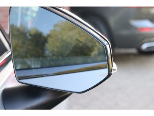Volvo  EX30 Single Motor Extended Range Ultra 69 kWh | 19" Lichtmetalen velgen | Getint glas ActivLease financial lease