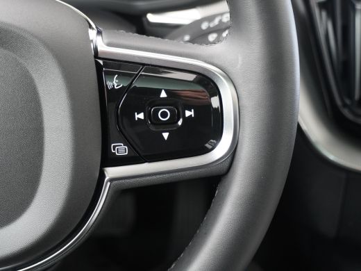 Volvo  XC60 T6 AWD Ultimate Dark | Head-Up Display |  360 graden camera | Semi elektrische trekhaak | HStoel ... ActivLease financial lease