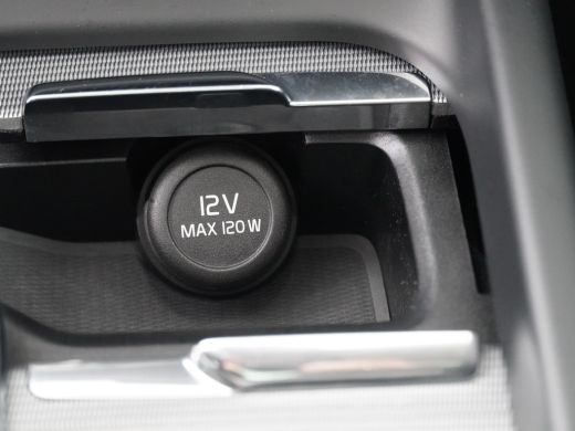 Volvo  XC60 T6 AWD Ultimate Dark | Head-Up Display |  360 graden camera | Semi elektrische trekhaak | HStoel ... ActivLease financial lease