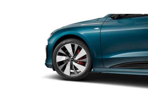 Audi A6 Avant e-tron Audi S6 | Audi smartphone interface | Audi virtual mirrors | Comfortsleutel ActivLease financial lease