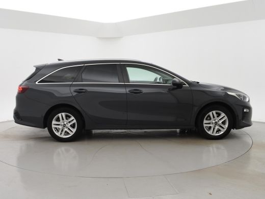 Kia Ceed Sportswagon 1.6 CRDi AUT. DYNAMICPLUSLINE + ADAPTIVE CRUISE / APPLE CARPLAY / TREKHAAK / STOEL+STUURWIELVERWA... ActivLease financial lease