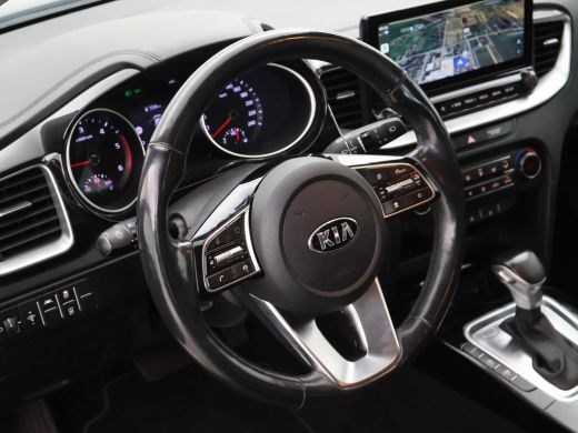 Kia Ceed Sportswagon 1.6 CRDi AUT. DYNAMICPLUSLINE + ADAPTIVE CRUISE / APPLE CARPLAY / TREKHAAK / STOEL+STUURWIELVERWA... ActivLease financial lease