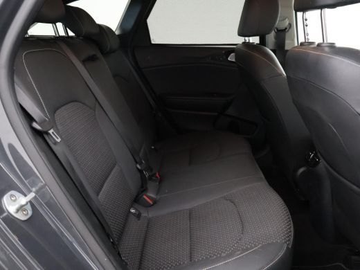 Kia Ceed Sportswagon 1.6 CRDi AUT. DYNAMICPLUSLINE + ADAPTIVE CRUISE / APPLE CARPLAY / TREKHAAK / STOEL+STUURWIELVERWA... ActivLease financial lease