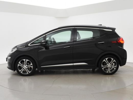 Opel Ampera-E LAUNCH EXECUTIVE 60 KWH *INCL. BTW* + ADAPTIVE CRUISE / APPLE CARPLAY / BOSE / CAMERA / DAB ActivLease financial lease