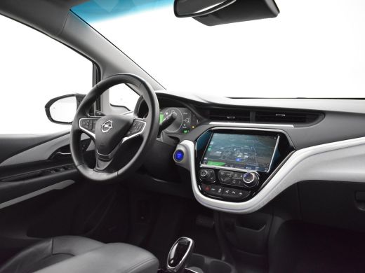 Opel Ampera-E LAUNCH EXECUTIVE 60 KWH *INCL. BTW* + ADAPTIVE CRUISE / APPLE CARPLAY / BOSE / CAMERA / DAB ActivLease financial lease
