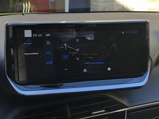 Peugeot e-208 EV GT 51 kWh 3-Fase | Navigatie | Camera | Getint Glas ActivLease financial lease
