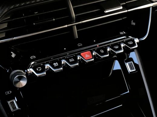 Peugeot e-208 EV GT 51 kWh 3-Fase | Navigatie | Camera | Getint Glas ActivLease financial lease