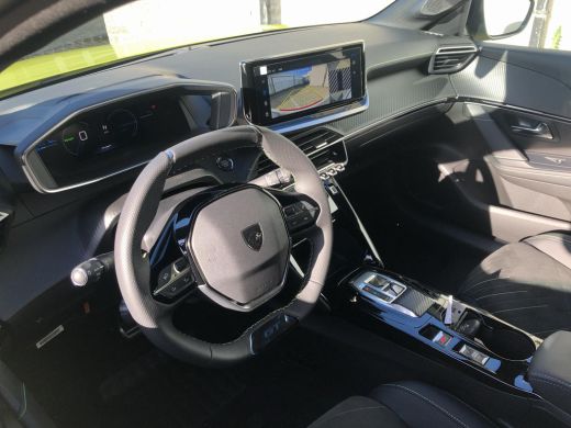 Peugeot e-208 EV GT 51 kWh 3-Fase | Navigatie | Camera | Getint Glas ActivLease financial lease