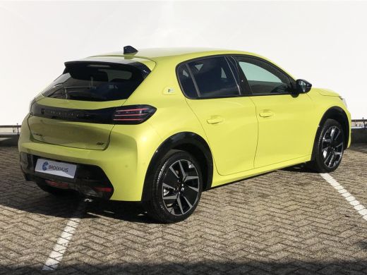 Peugeot e-208 EV GT 51 kWh 3-Fase | Navigatie | Camera | Getint Glas ActivLease financial lease