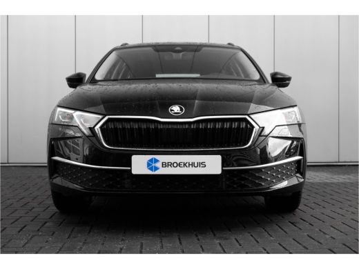Skoda Octavia Combi ŠKODA First Edition | Chromen grille | Climatronic, elektronische airconditioning met twee ... ActivLease financial lease