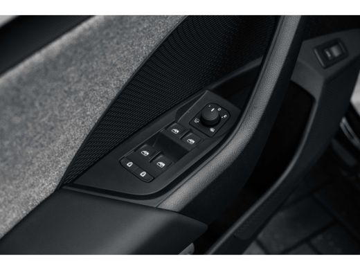 Skoda Octavia Combi ŠKODA First Edition | Chromen grille | Climatronic, elektronische airconditioning met twee ... ActivLease financial lease
