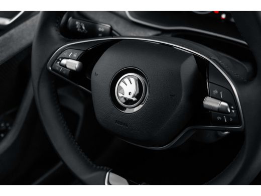 Skoda Octavia Combi ŠKODA First Edition | Chromen grille | Climatronic, elektronische airconditioning met twee ... ActivLease financial lease
