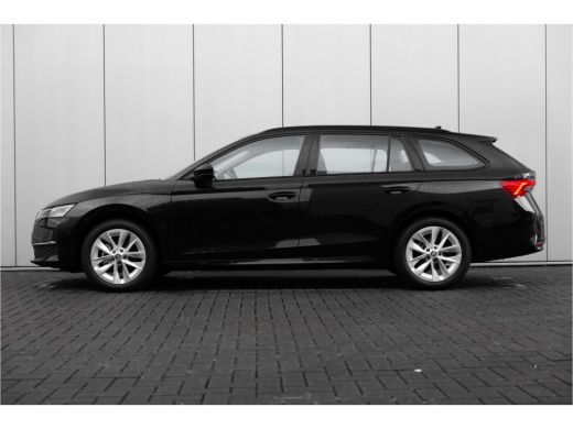 Skoda Octavia Combi ŠKODA First Edition | Chromen grille | Climatronic, elektronische airconditioning met twee ... ActivLease financial lease