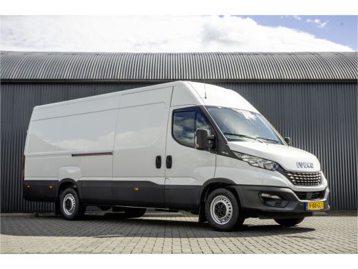 Iveco Daily **35S16V 2.3 L4H2 | Euro 6 | 157 PK | Airco | Camera | 3500 KG Trekgewicht | MF Stuur | 3-Persoons** ActivLease financial lease