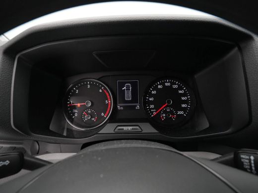 Volkswagen Crafter 30 2.0 TDI L3H3 Navi via App Camera Trekhaak Voorruitverwarming ActivLease financial lease