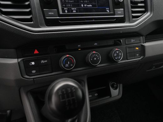Volkswagen Crafter 30 2.0 TDI L3H3 Navi via App Camera Trekhaak Voorruitverwarming ActivLease financial lease