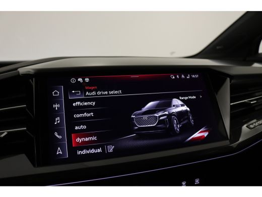 Audi Q4 Sportback e-tron 45 S Edition 82 kWh Panodak SONOS Comforpakket plus Dynamicpakket ActivLease financial lease