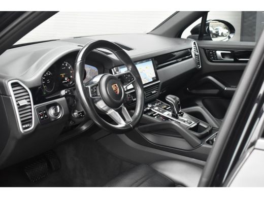 Porsche Cayenne 3.0 E-Hybrid 462pk | Panoramadak | Matrix PDLS+  | Sport Chrono | Trekhaak wegkl. | Bose | Luchtv... ActivLease financial lease