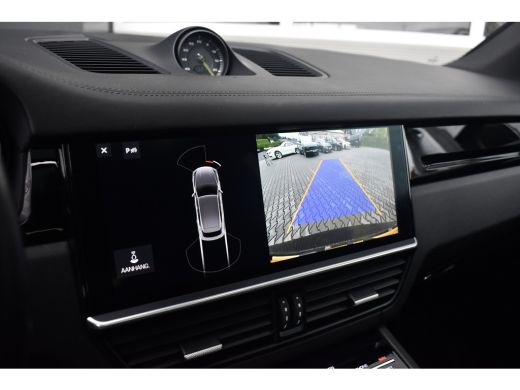 Porsche Cayenne 3.0 E-Hybrid 462pk | Panoramadak | Matrix PDLS+  | Sport Chrono | Trekhaak wegkl. | Bose | Luchtv... ActivLease financial lease
