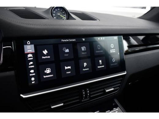 Porsche Cayenne 3.0 E-Hybrid 462pk | Panoramadak | Matrix PDLS+  | Sport Chrono | Trekhaak wegkl. | Bose | Luchtv... ActivLease financial lease