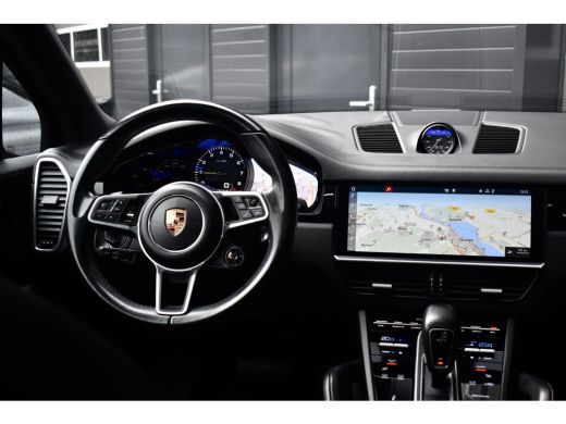 Porsche Cayenne 3.0 E-Hybrid 462pk | Panoramadak | Matrix PDLS+  | Sport Chrono | Trekhaak wegkl. | Bose | Luchtv... ActivLease financial lease