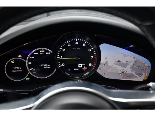 Porsche Cayenne 3.0 E-Hybrid 462pk | Panoramadak | Matrix PDLS+  | Sport Chrono | Trekhaak wegkl. | Bose | Luchtv... ActivLease financial lease
