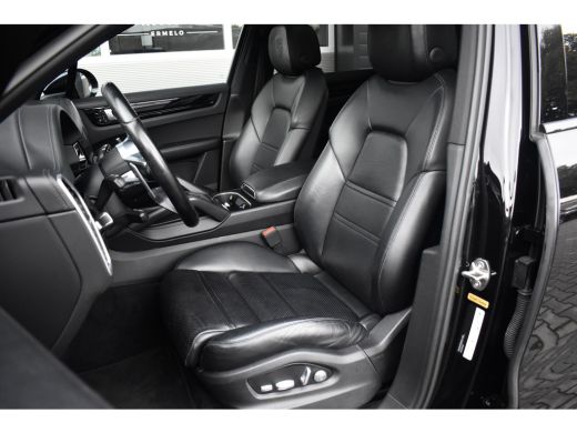 Porsche Cayenne 3.0 E-Hybrid 462pk | Panoramadak | Matrix PDLS+  | Sport Chrono | Trekhaak wegkl. | Bose | Luchtv... ActivLease financial lease