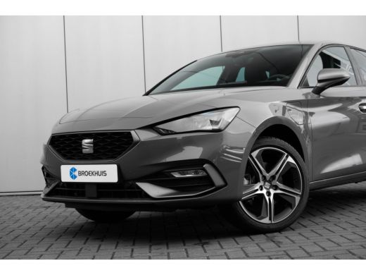 Seat Leon SEAT FR Business - eHybrid | Achteruitrijcamera | Automatisch dimmende binnenspiegel | Dakhemel u... ActivLease financial lease