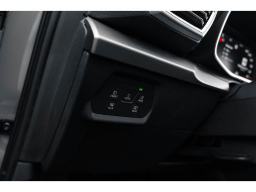 Seat Leon SEAT FR Business - eHybrid | Achteruitrijcamera | Automatisch dimmende binnenspiegel | Dakhemel u... ActivLease financial lease
