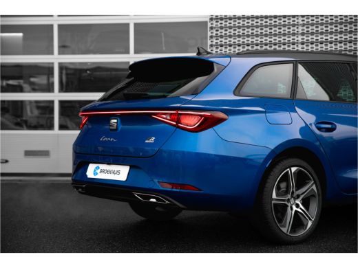 Seat Leon Sportstourer SEAT FR PHEV First Edition | Achteruitrijcamera | Automatisch dimmende binnenspiegel | Dakhemel u... ActivLease financial lease