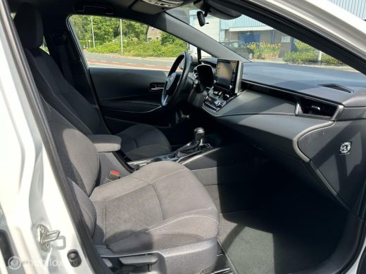 Toyota Corolla Touring Sports 1.8 Hybrid Business ActivLease financial lease