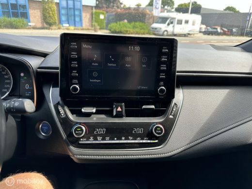 Toyota Corolla Touring Sports 1.8 Hybrid Business ActivLease financial lease