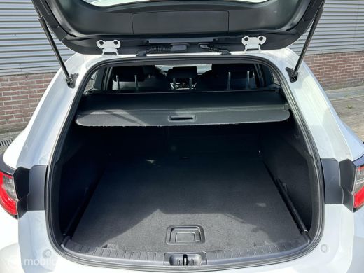 Toyota Corolla Touring Sports 1.8 Hybrid Business ActivLease financial lease