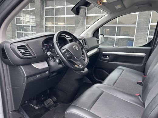 Toyota ProAce Worker 2.0 D-4D Black Line Automaat ActivLease financial lease