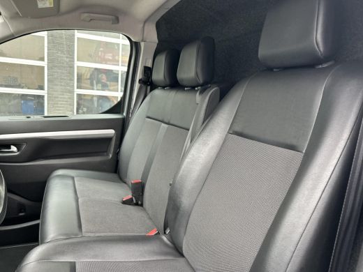 Toyota ProAce Worker 2.0 D-4D Black Line Automaat ActivLease financial lease