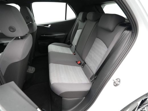 Volkswagen ID.3 Pure 150pk 45 kWh Navigatie Stuurverwarming Clima Led 124 ActivLease financial lease